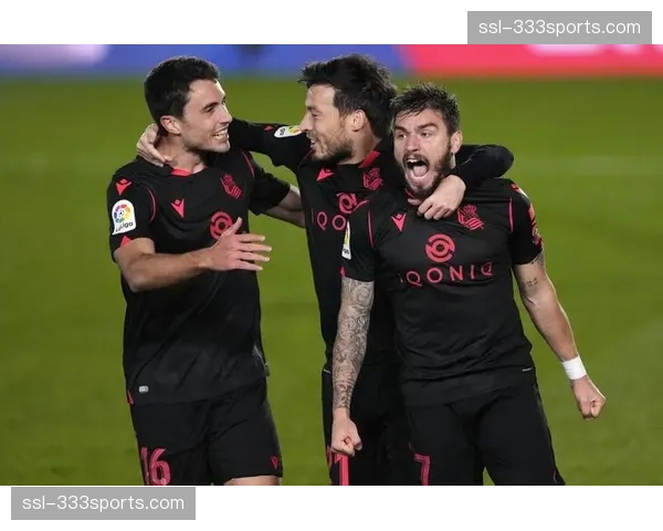 皇马主场4-1大胜皇家社会 维尼修斯点球梅开二度建功